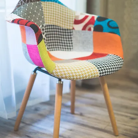 ベッド・アンド・ブレックファスト Passage 1