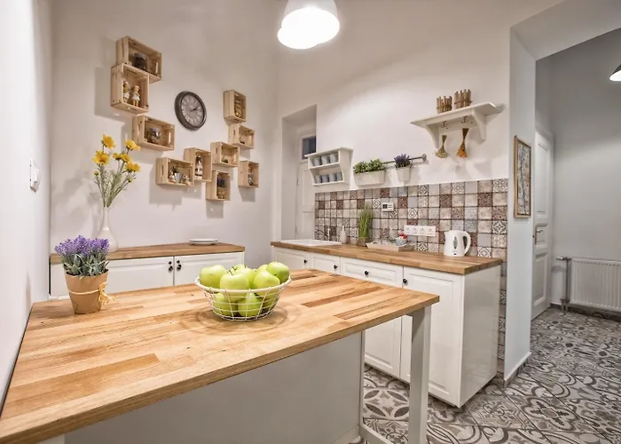 Passage 1 Bed & Breakfast 3*