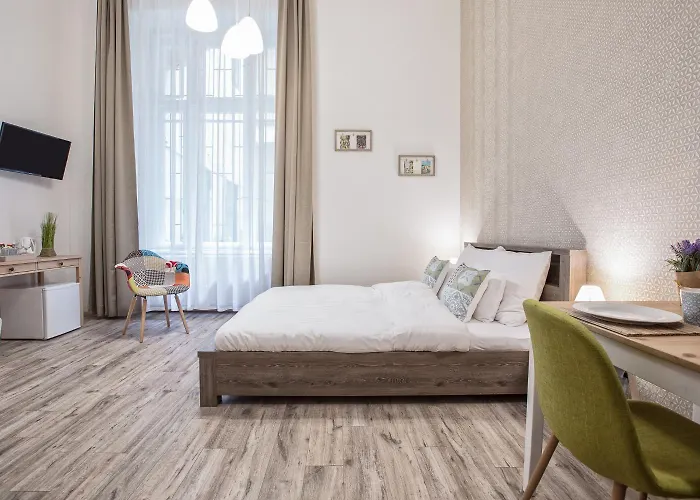 Passage 1 Bed & Breakfast 3*